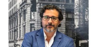 DAVID SANDOVAL, CEO DE ESENCIAL