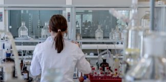 labotarorio farmaceutico salud