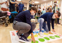 Implicar personajes famosos en una campaña benéfica