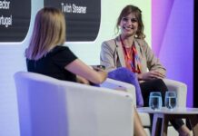 Crear un evento marcado por el humor y en entretenimiento