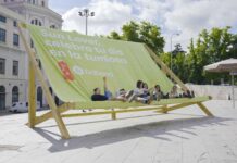 Acción de Street Marketing de Babaria para reivindicar un Sun lovers