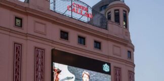 Cines Callao convirtió la Plaza del Callao en un cine de verano para celebrar sus 100 años con Madrid